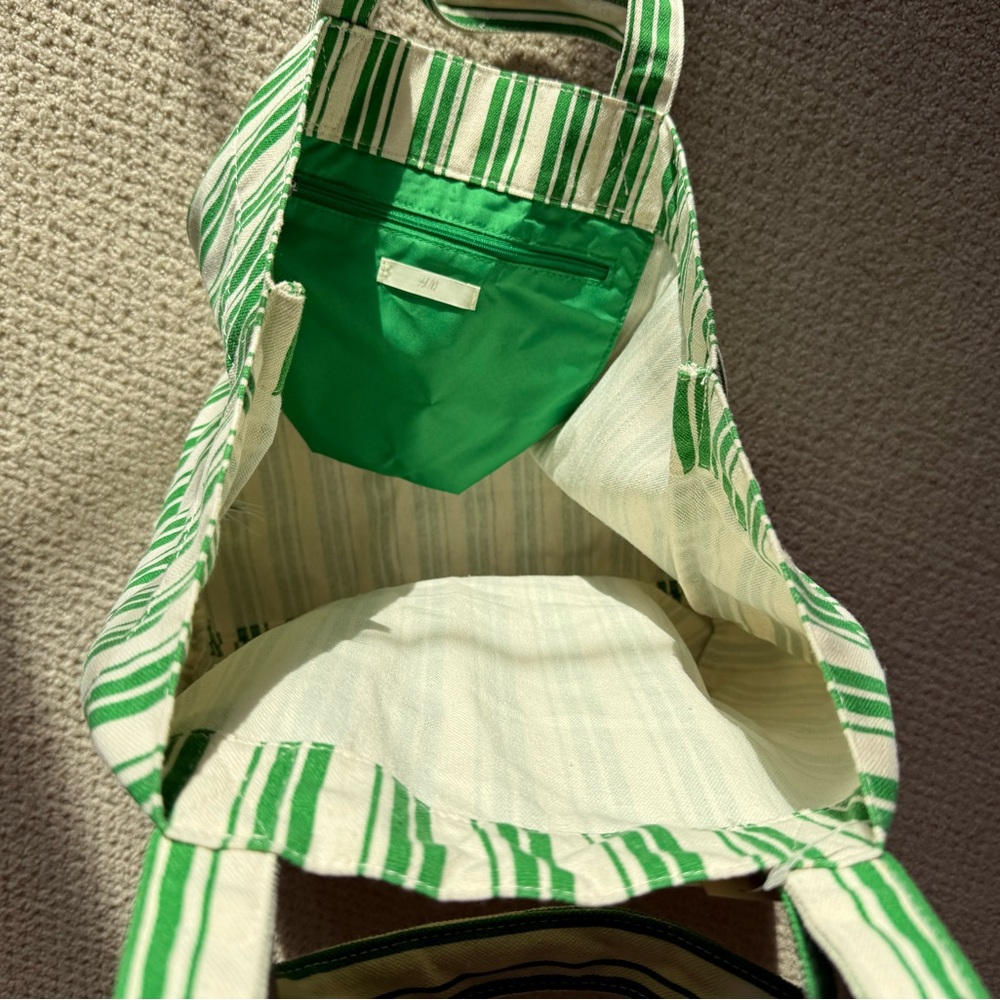 H&M White and Green Striped Tote Bag - Picture 4 of 5